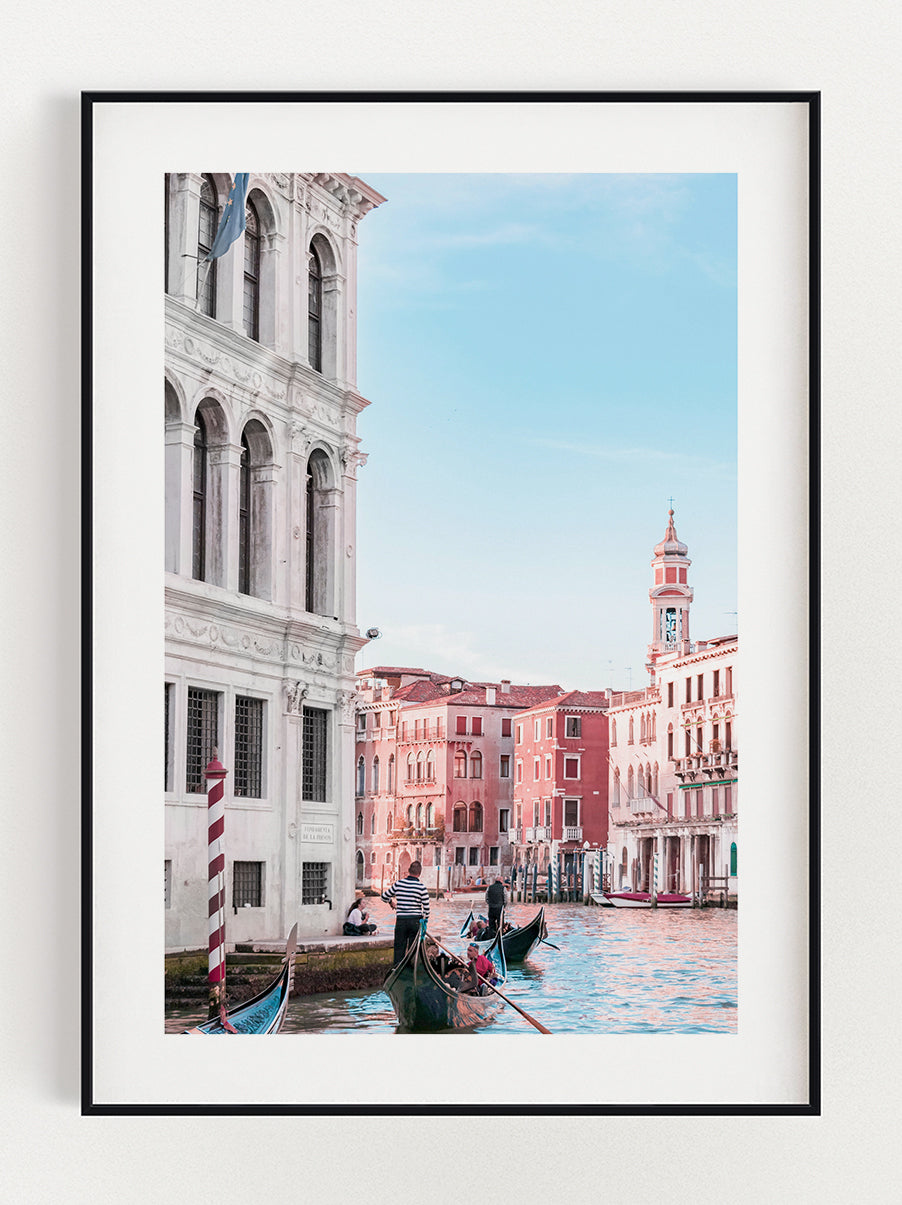 Venice Building Poster – Stunning art poster print on premium gallery paper, perfect for modern interiors